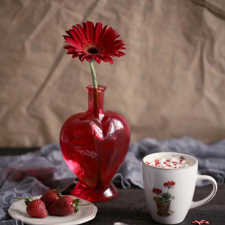 Get Romantic With Tea